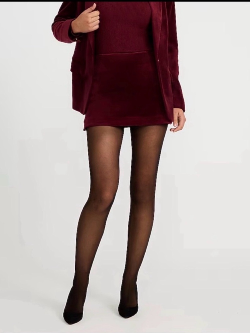 NWT Express Editor Super High Waisted Velvet Corduroy Mini Skort, Burgundy
